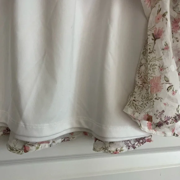 Mi Ami Ruffled Floral Skirt stretch Waste with Tie Front Size S - Picture 9 of 11